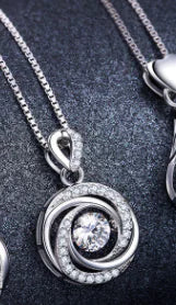 925 Silver Women's Necklace with Stylish Pendant